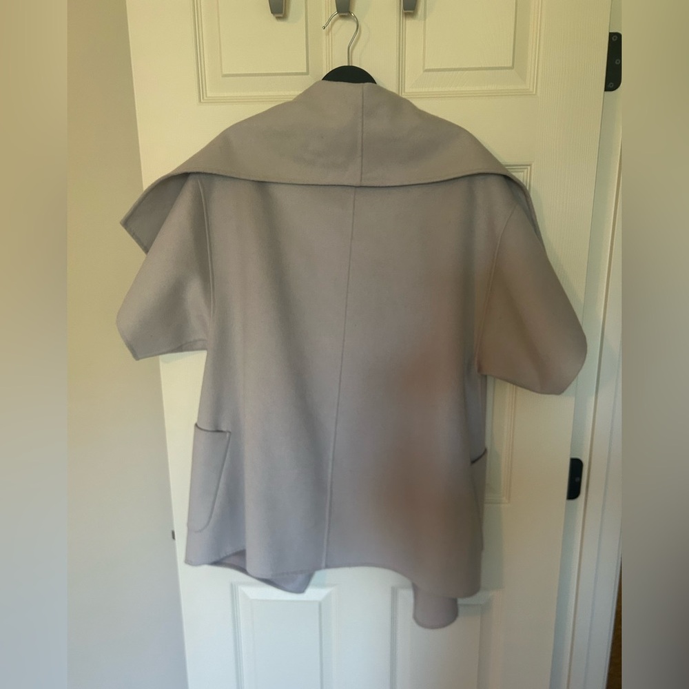 LAMARQUE Penelope Cape Jacket XS/S — RARE — Excellent Condition - Picture 8 of 11